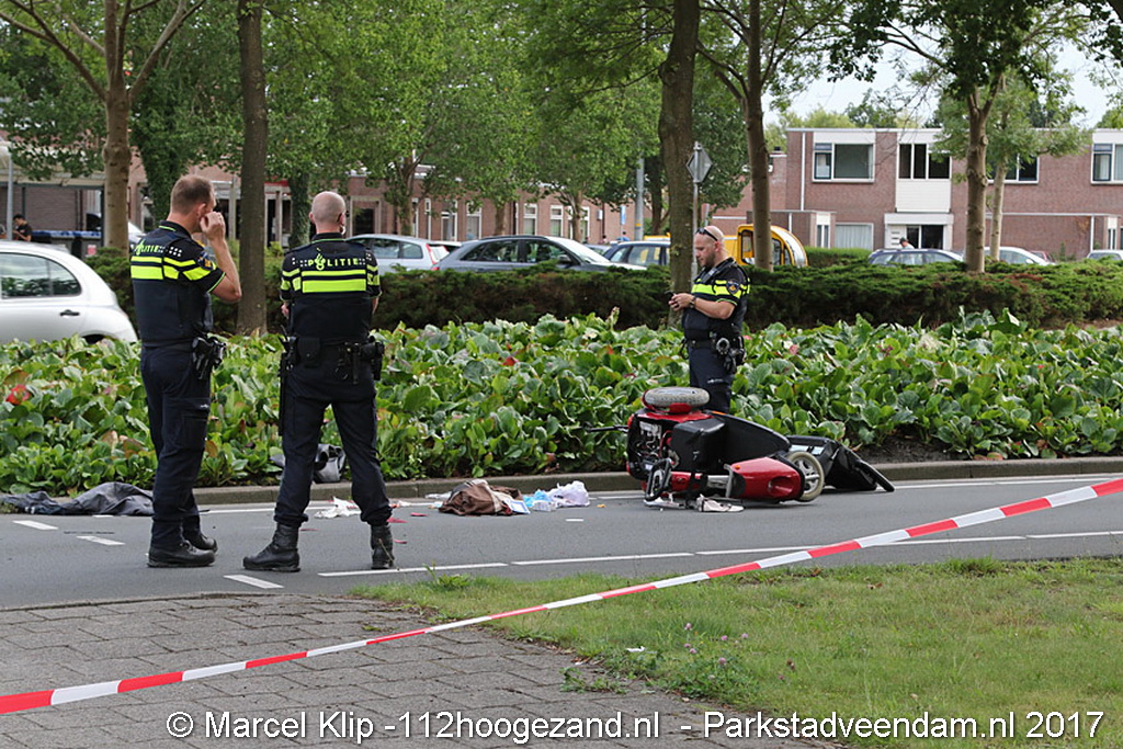 020817verkeersongeval sorgvlietlaan veendam003.jpg