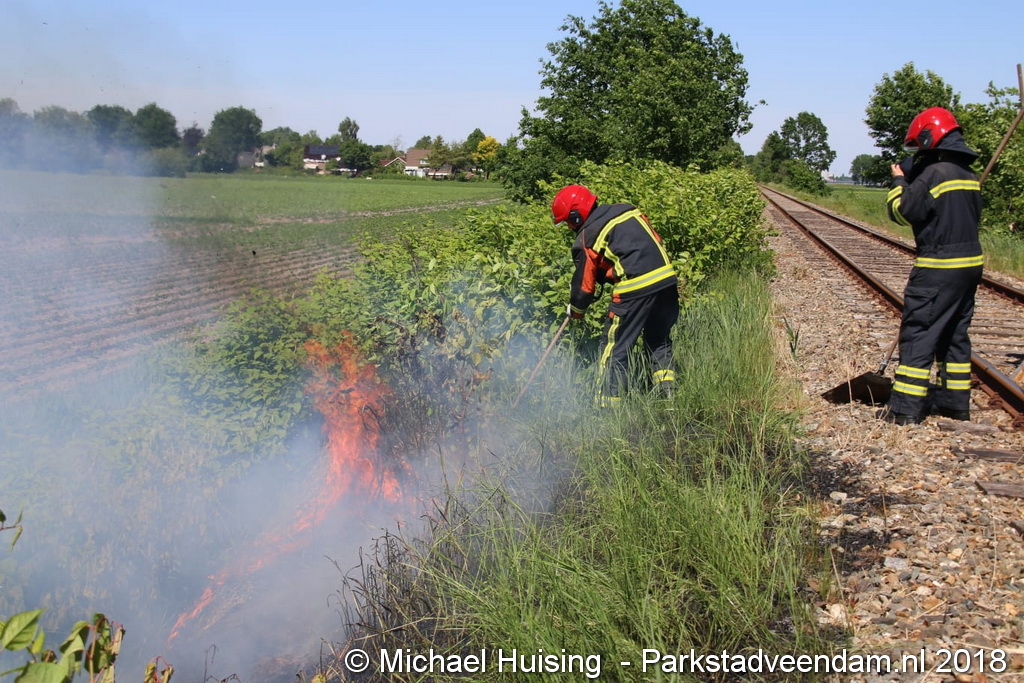 20180521_Berm_ruigte_brand_Raadhuiskade_Wildervank_01.jpg