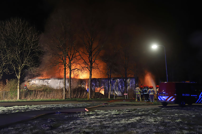 140320-loods uitgebrand Adriaan Tripweg Veendam-0005.jpg