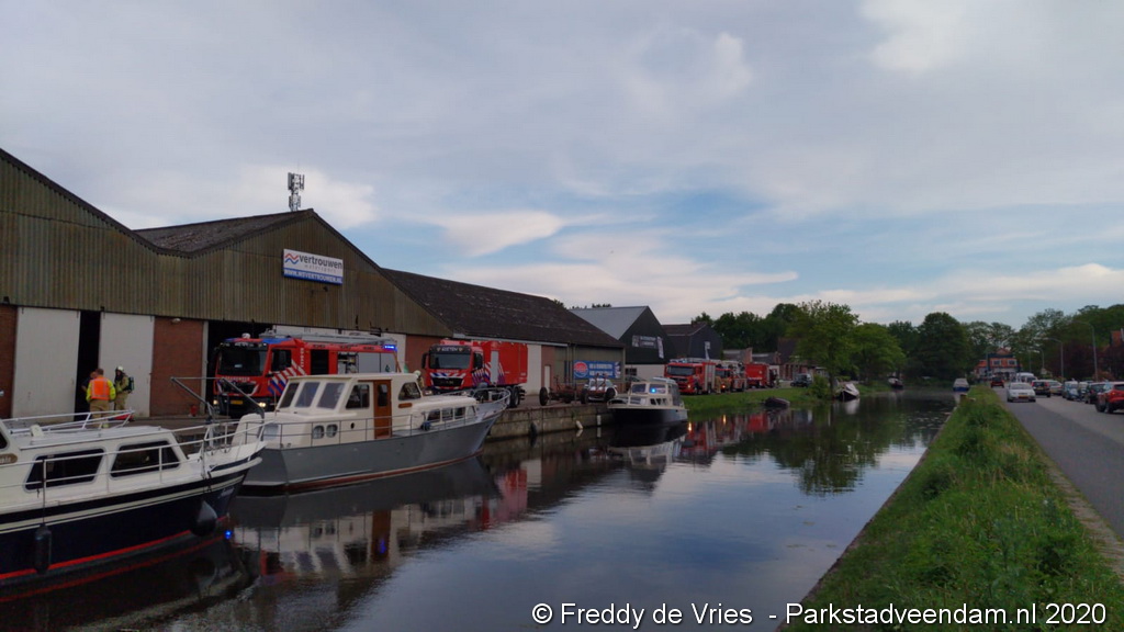 20200518_FdV_Boot in brand in loods Wildervank 1.jpeg