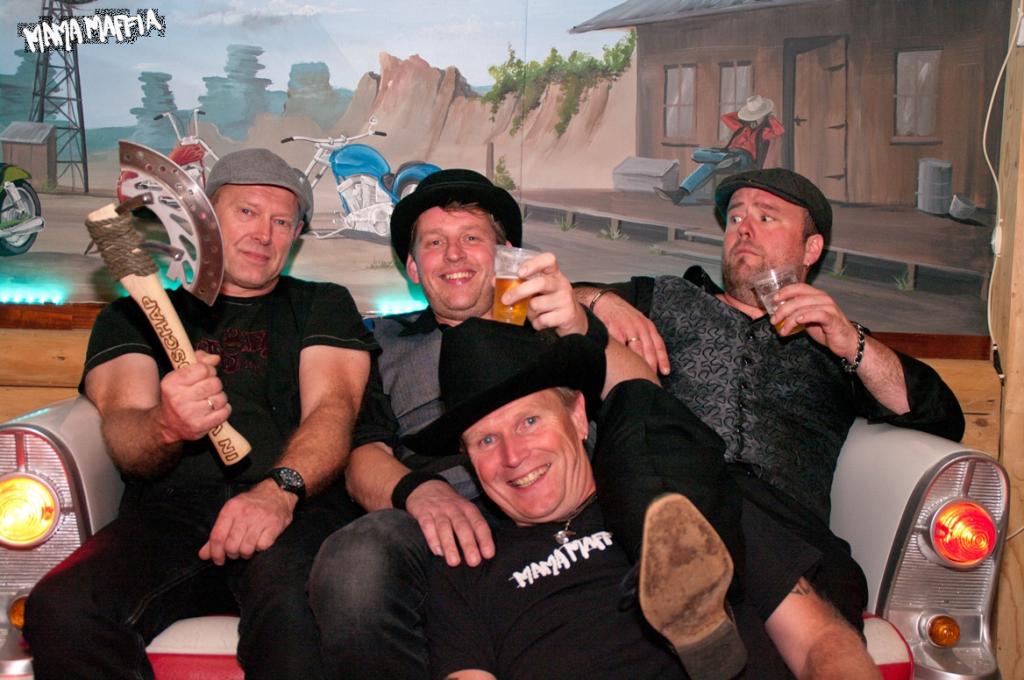 Mama Maffia 2016Mama5375a.jpg