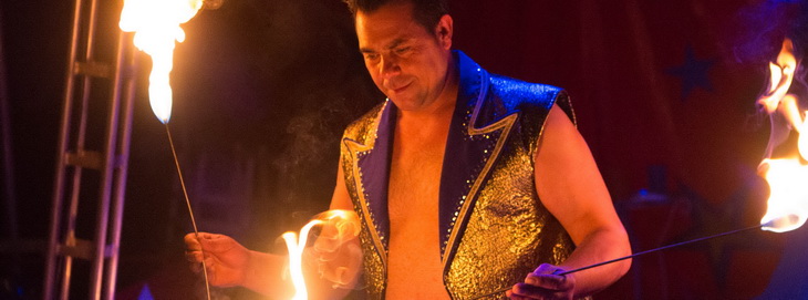 Persfoto 03 © Circus Bossle.jpg