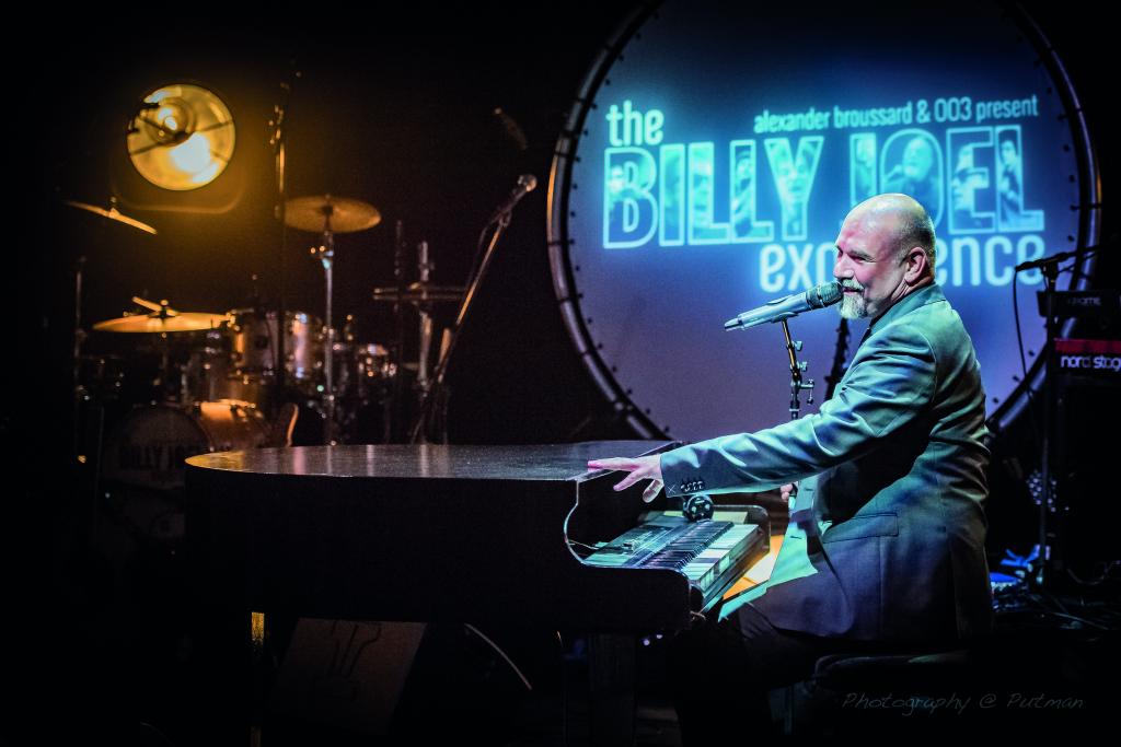 Nov 12 Alexander Broussard & 003 - The Billy Joel Experience (onbekend).jpg