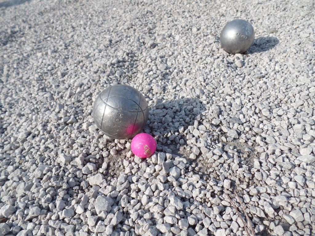 petanque-1227758_1280.jpg