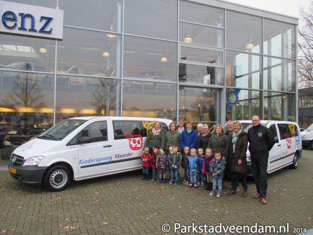 20141128_Nieuwe_bussen_van_Kinderopvang_Meander.JPG