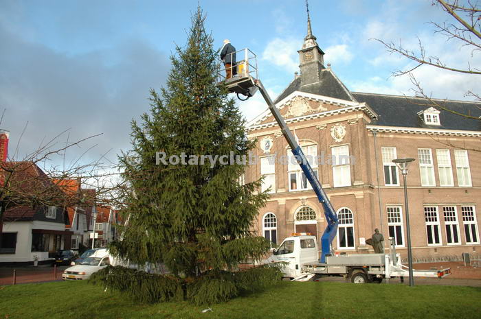 20071208_Kerstboom_Rotaryactie_1.JPG