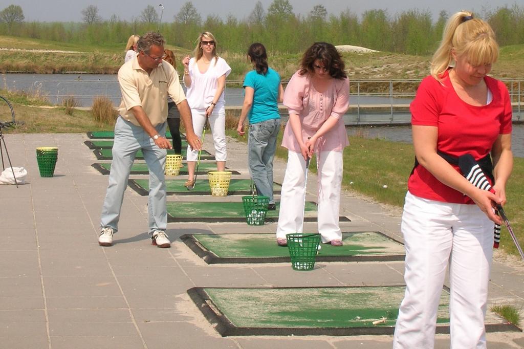 Golfen in Veendam voor singles.JPG