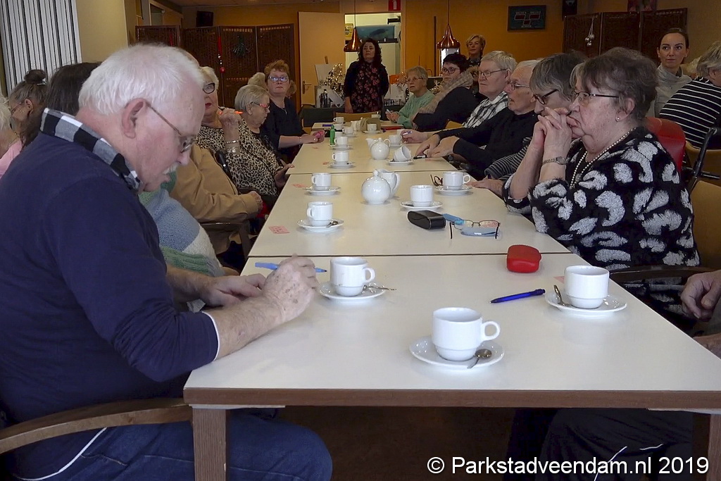 Buurtzorg Veendam Kerst Bingo 2019-12-10  kaal.00_01_14_42.Still001.jpg