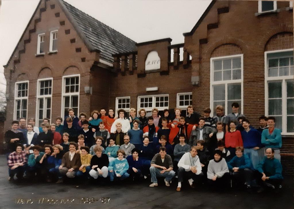 mavo 1987.jpg