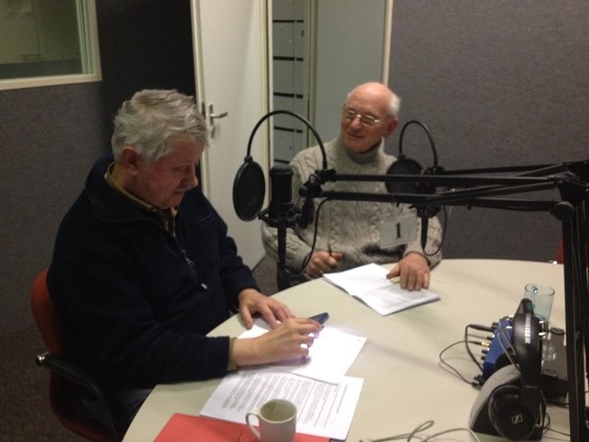 Presentatoren Pretletters George Flapper en Wim Dussel.JPG