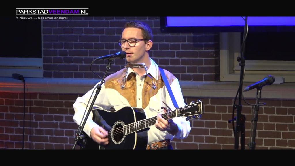 Accordeonclub Fresco_Intro.00_49_50_47.Still003.jpg