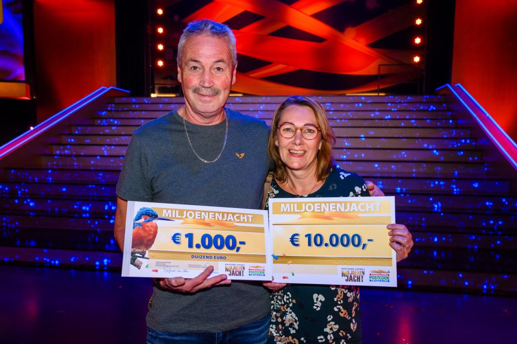 Veendamse Marga valt dubbel in de prijzen bij tv-show Miljoenenjacht..jpg