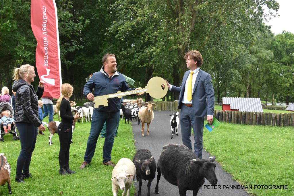 Kinderboerderij heropend 3.JPG