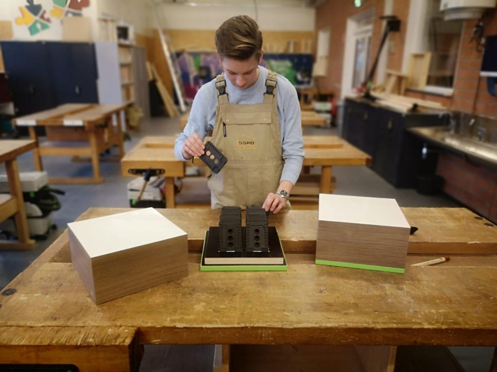 Telefoonstandaards voor de Antonius IC - PIT Winkler Prins.jpg