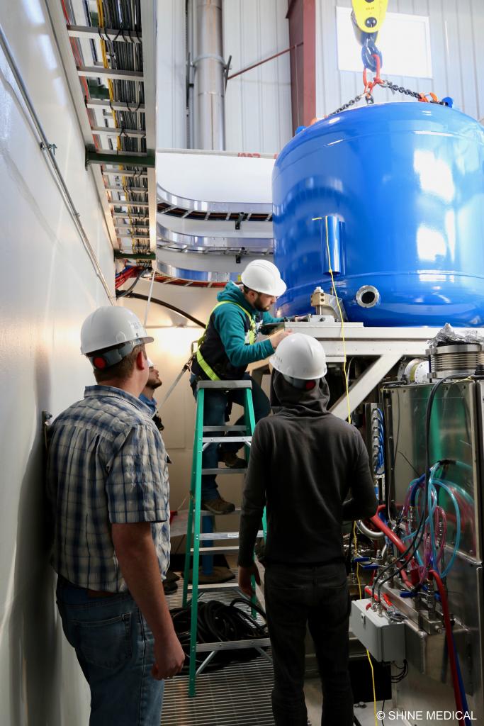 SHINE deeltjesv©rsneller.jpg