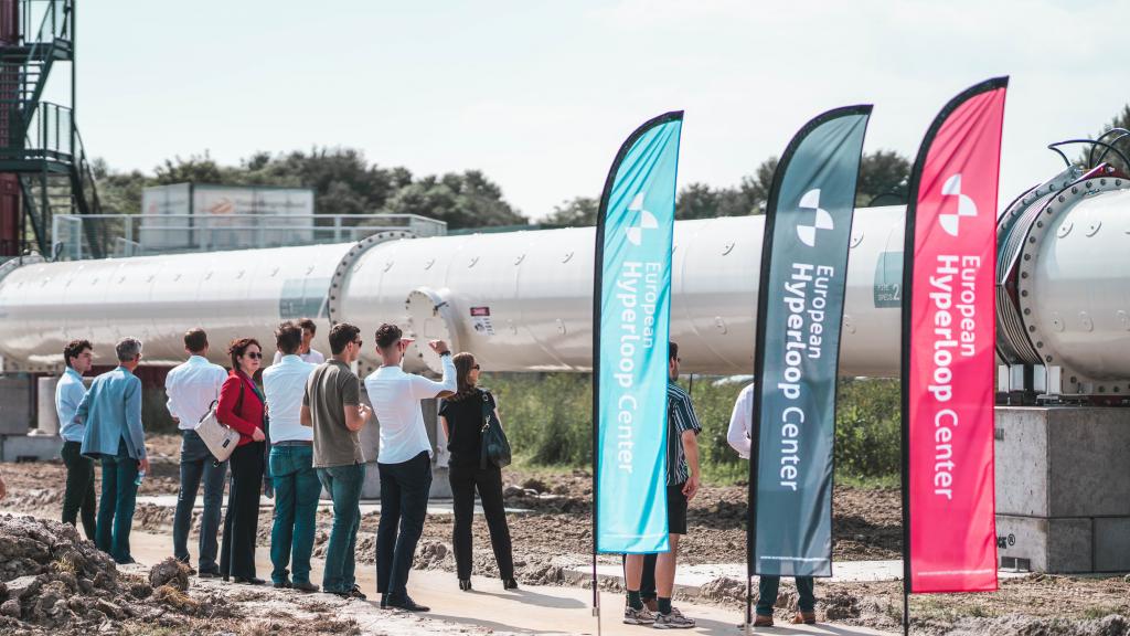 European Hyperloop Center - Prototype-BuildinG -1.jpg