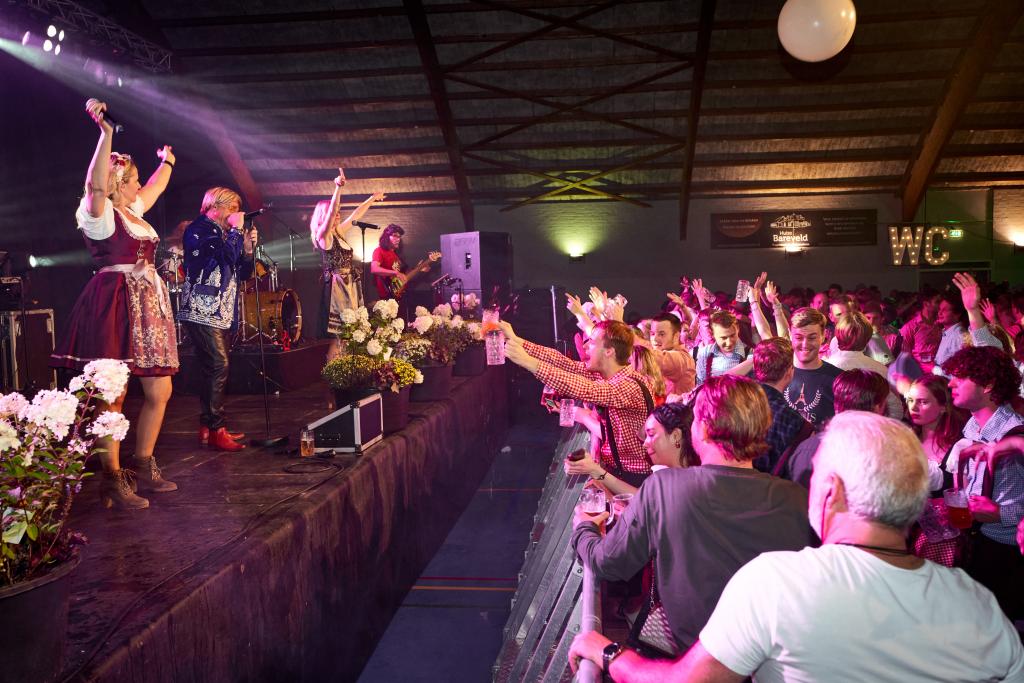 Persfoto Oktoberfest Veendam 2023 (03).jpg