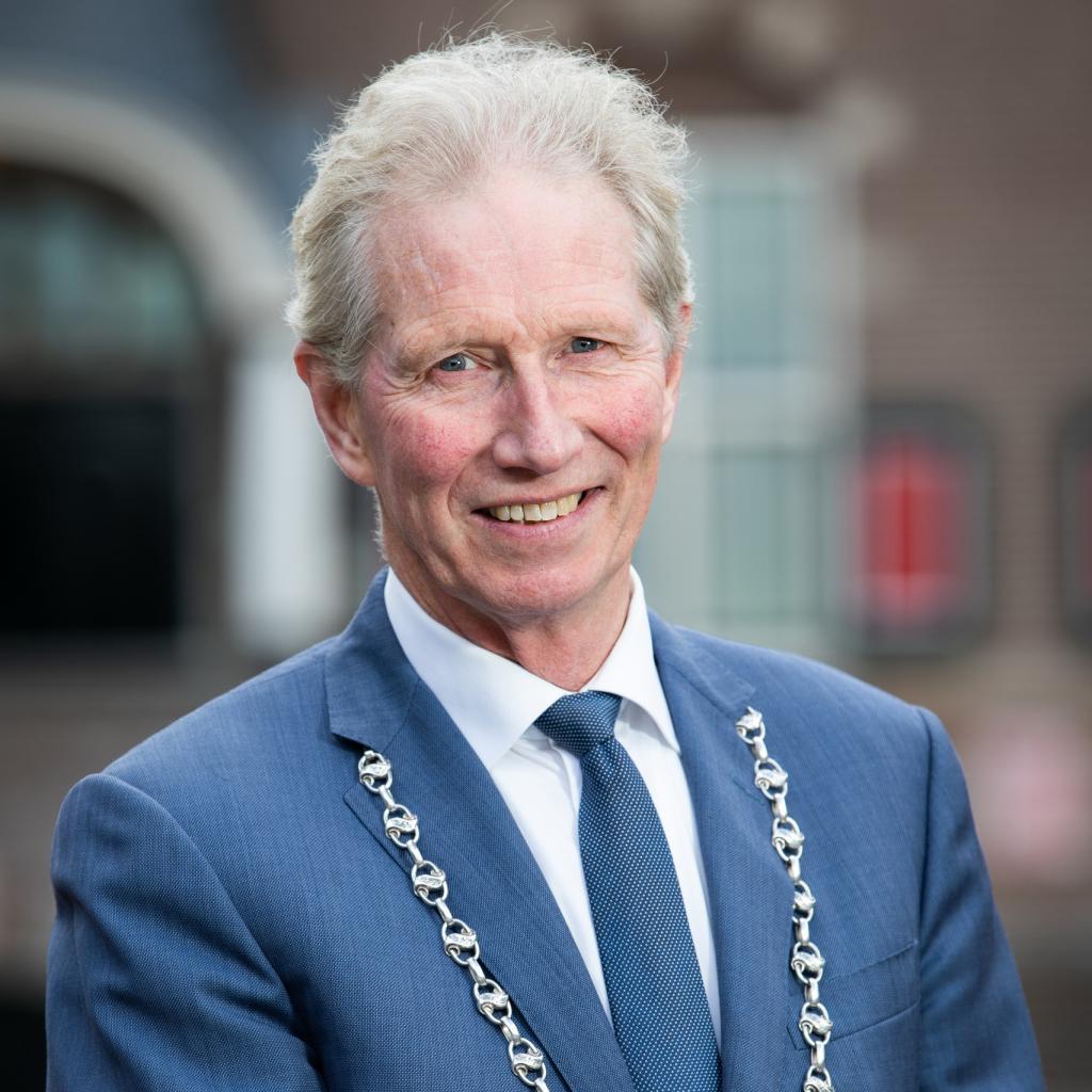 Burgemeester Sipke Swierstra.jpg