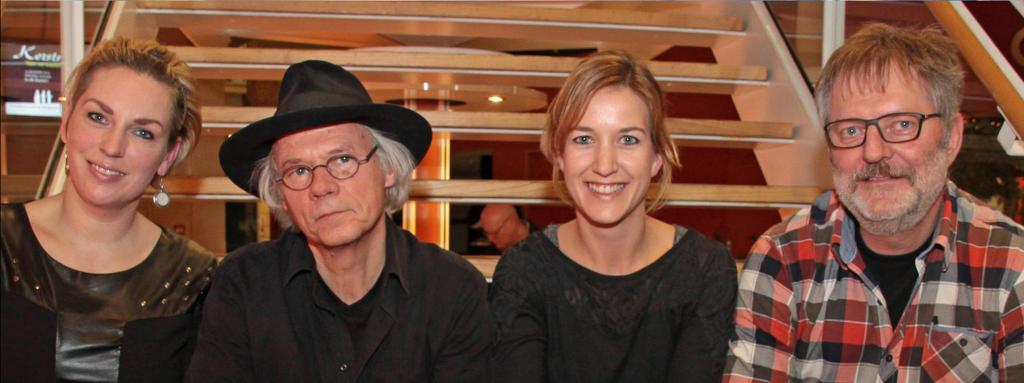 20151120_Dusty Hat.jpg