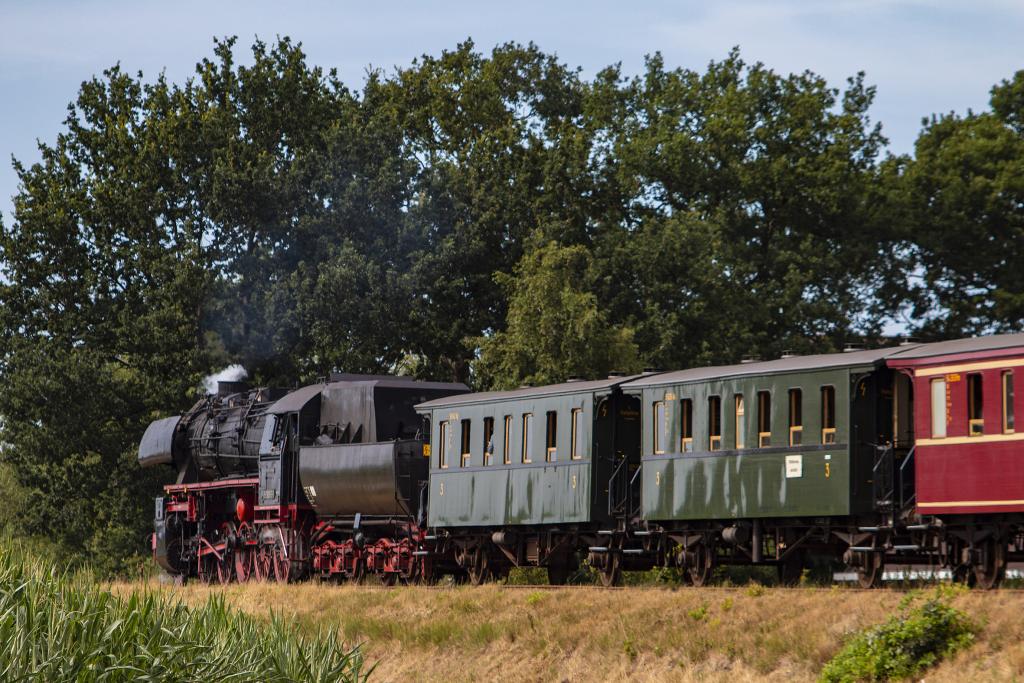 Stoomtrein - Gasselterboerveenschemond.jpg