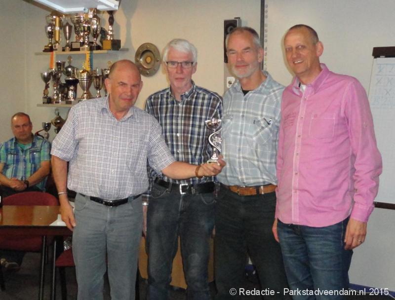 20150427_Team_Veendam_met_beker_01.JPG