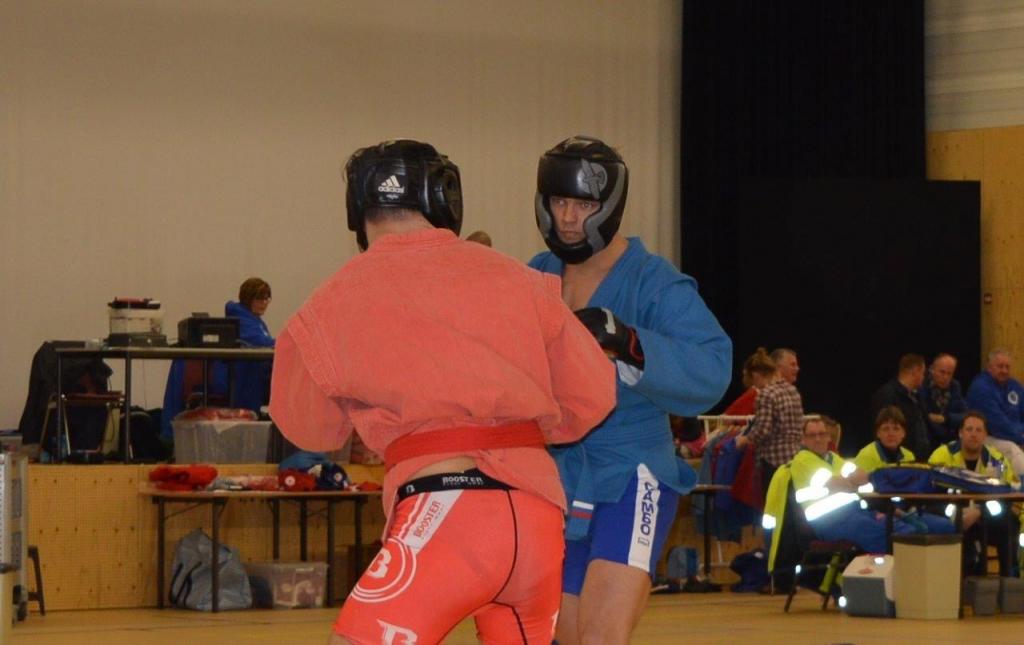 Lennart Siefkes  in blauw.JPG