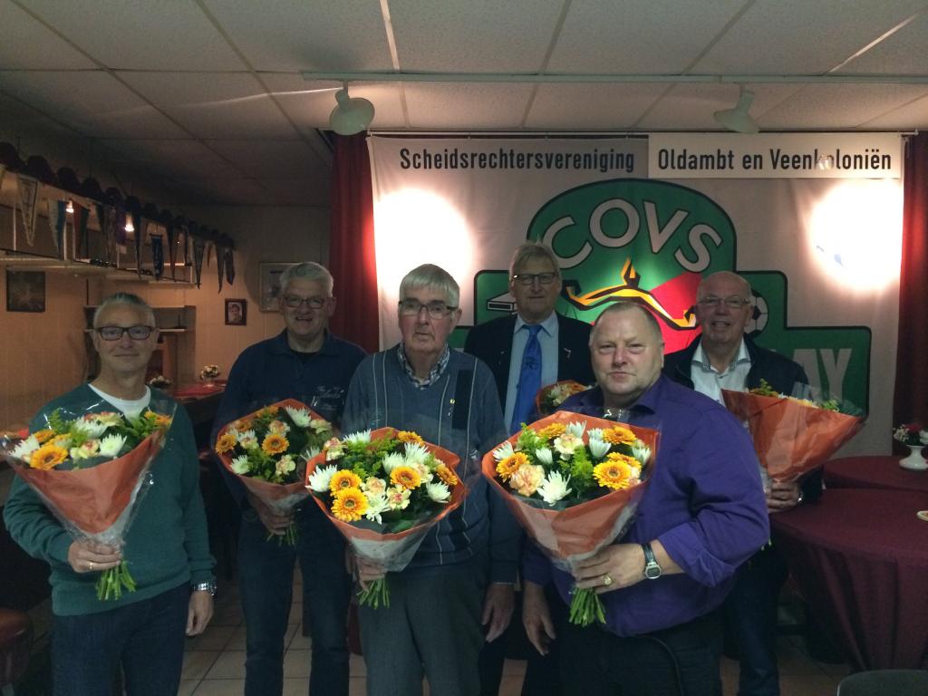 Gouden COVS- speld voor Willem Molema.jpg