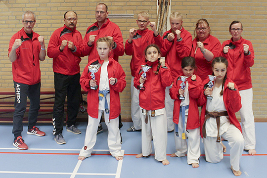 Ashido karate Veendam succesvol in Zoetermeer.jpg